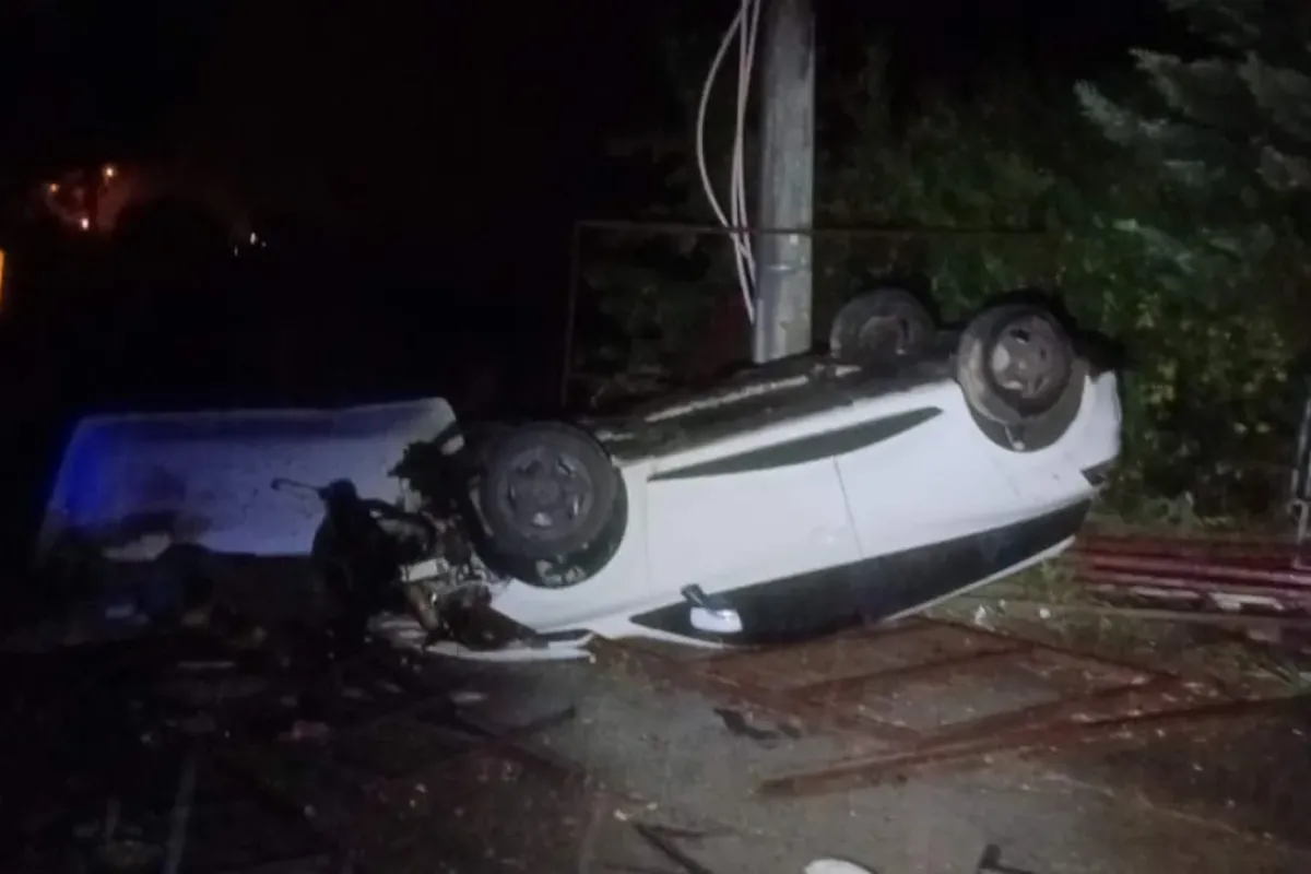 Takla atan araçta 2 kişi yaralandı