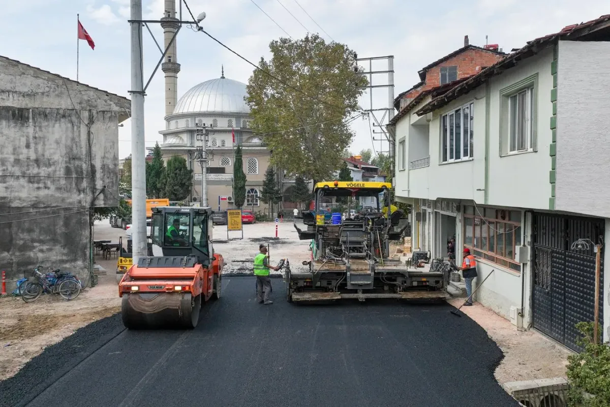 İnegöl’ün Çitli Mahallesi İlk Kez Sıcak Asfaltla Buluştu