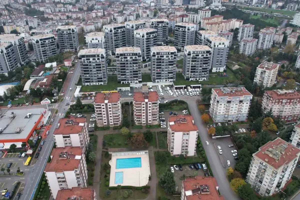 Konut fiyatlarında reel düşüş sürüyor
