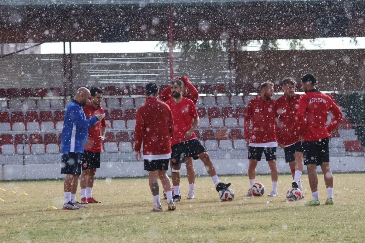 Kepezspor, İnegölspor Maçı Hazırlıklarını Sürdürüyor