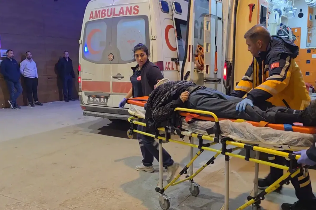 Halk otobüsünün çarptığı yaya ağır yaralandı