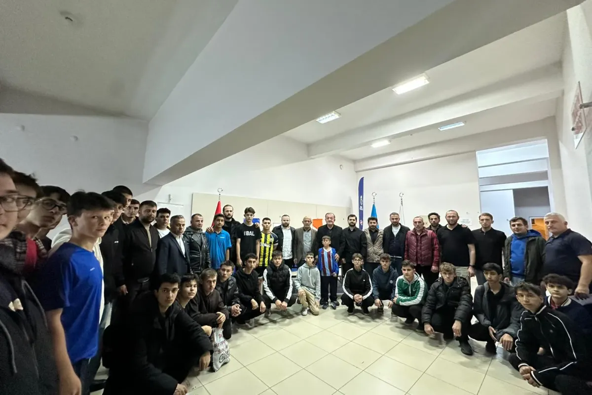 İnegöl’de “Sanata ve Spora Evet, Uyuşturucuya Hayır” Temalı Masa Tenisi Turnuvası Düzenlendi