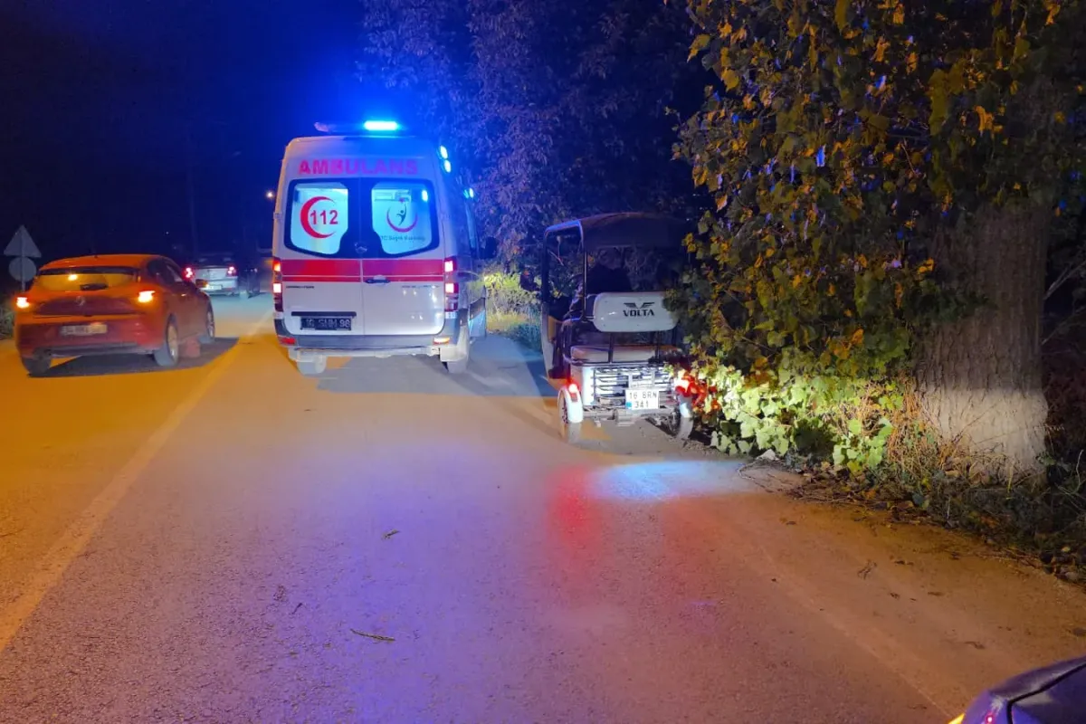 İnegöl'de kadın sürücü ağaçlık alana uçtu!