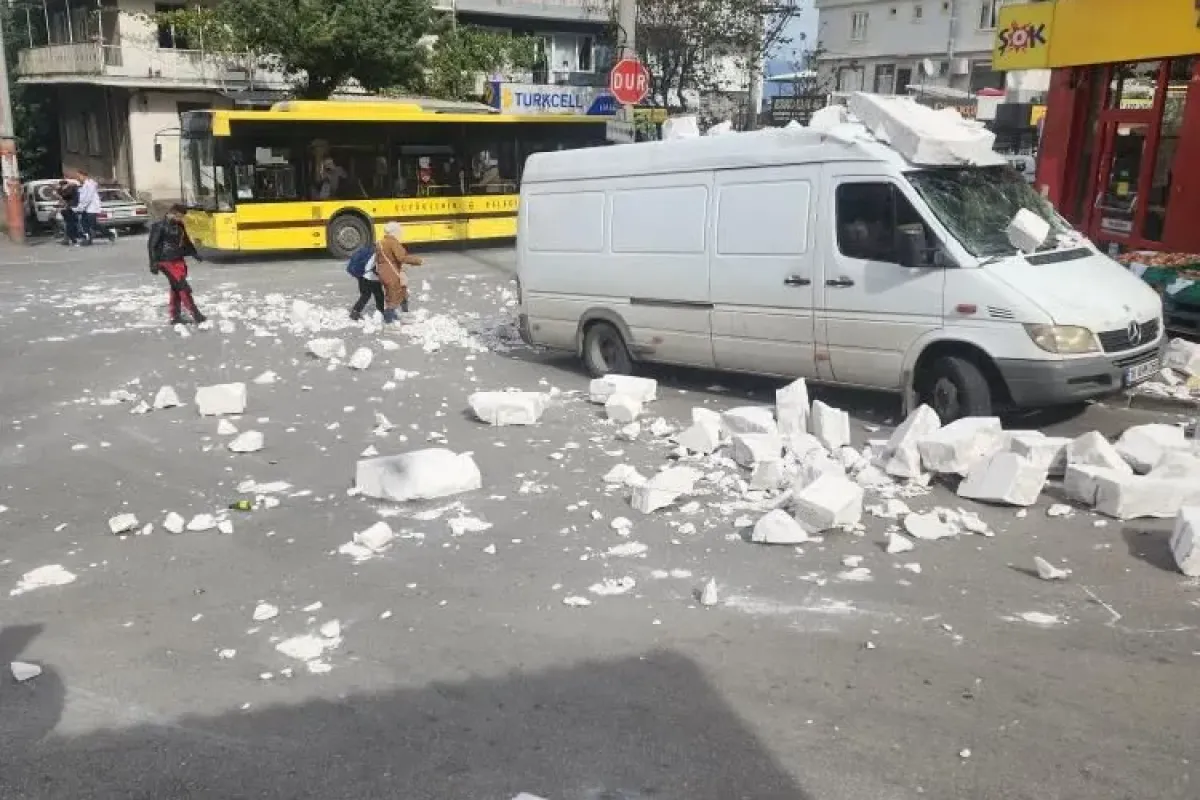 Lodos kentte maddi zarara yol açtı