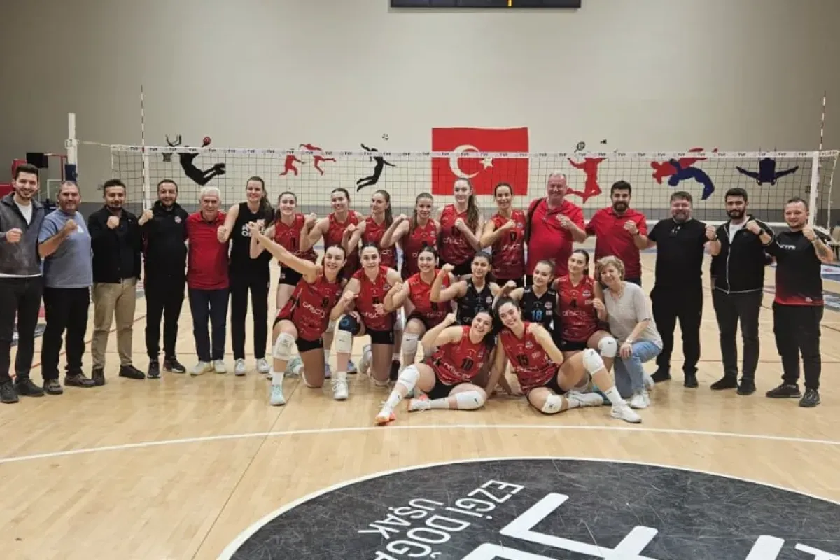 Orhaniye Voleybol Fırtınası Sürüyor: Uşak’ta 3–0’lık Zafer