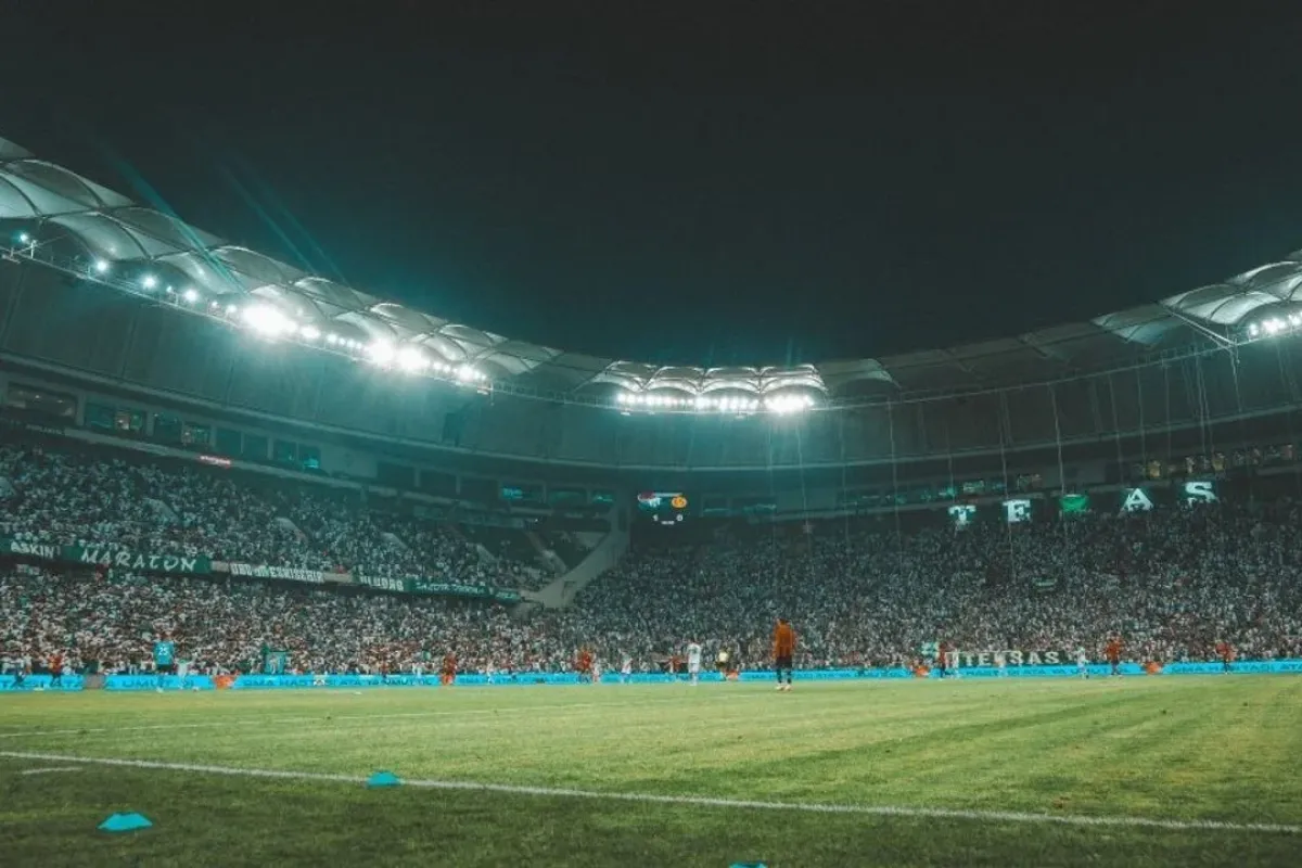 Bursaspor, PFDK'dan 1 Maç Seyircisiz Oynama Cezası Aldı