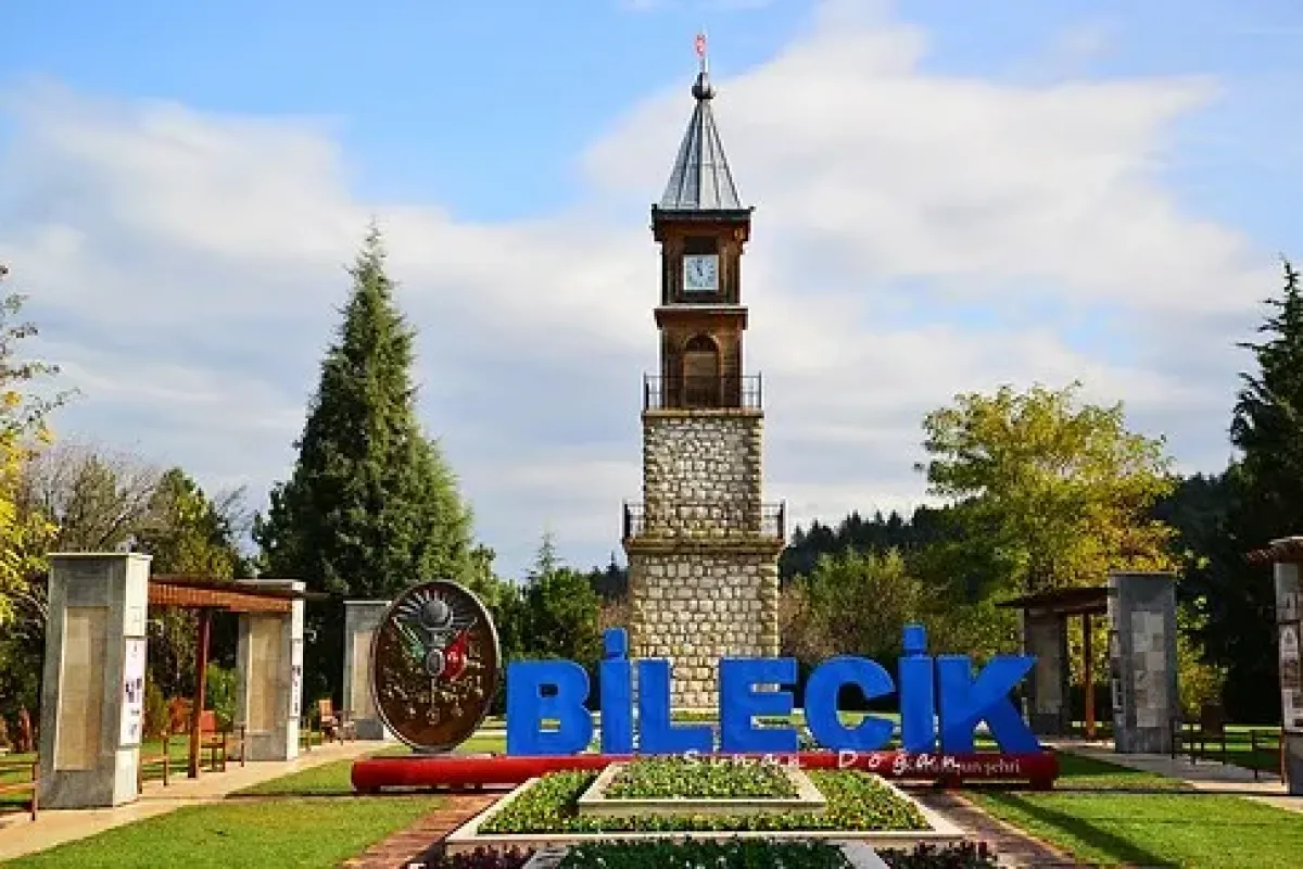 Pelitözü mü Bozcaarmut mu? Bilecik’te mutlaka gezilmesi gereken yerler