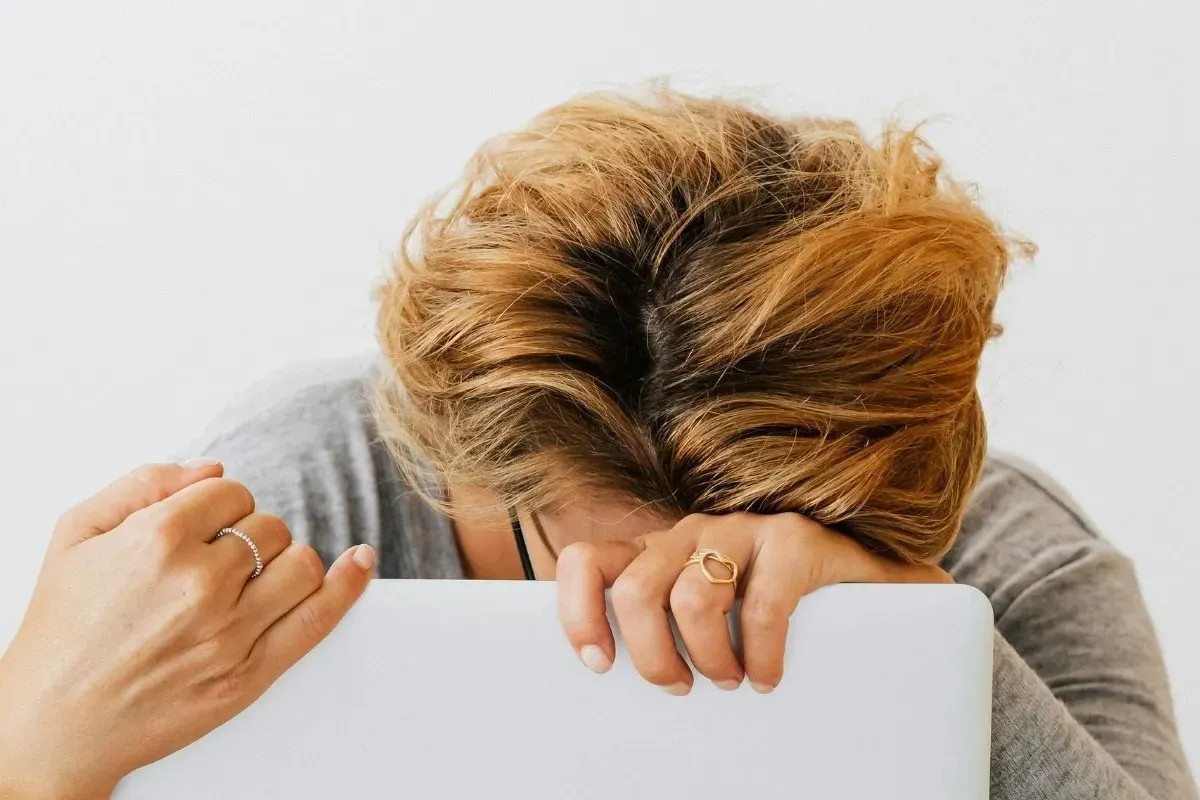 Bu belirtiler varsa geçer demeyin! Ciddi hastalıkların habercisi olabilir