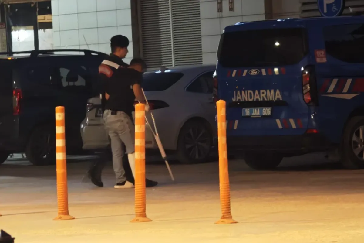 İnegöl'de anne ve kızının öldüğü kazada şoför tutuklandı