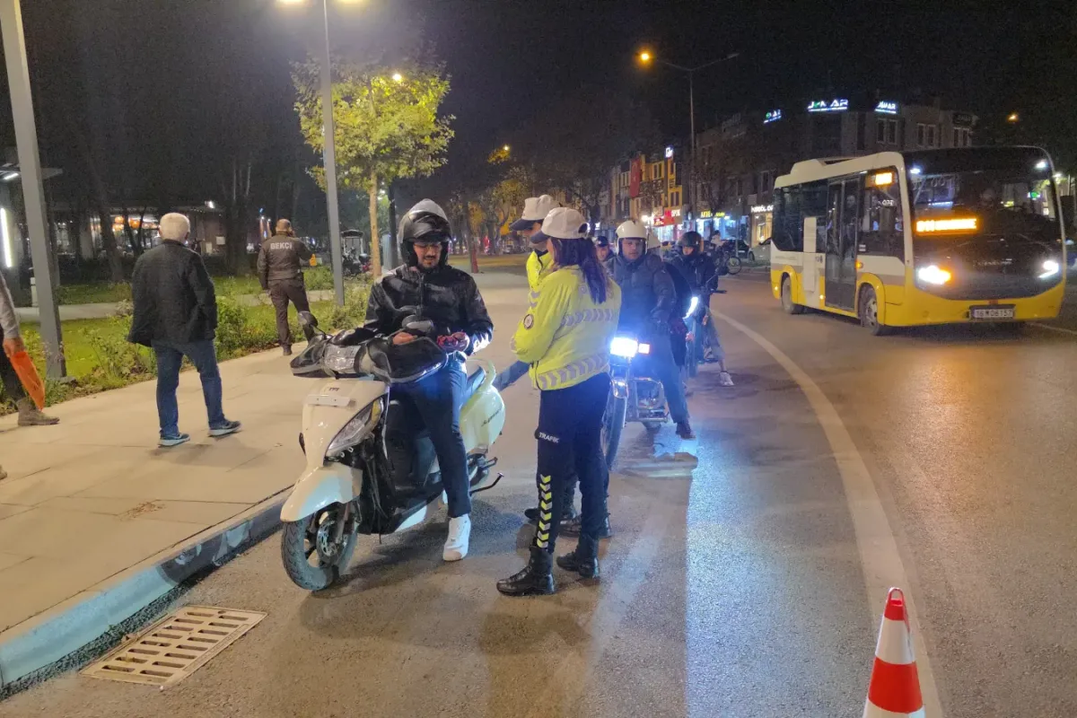 İnegöl’de motosikletlere sıkı denetim! Ekipman zorunluluğu başladı