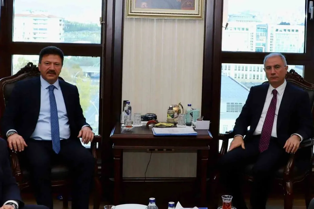 TŞOF Genel Başkanı Yiğiner, AK Parti Genel Başkan Vekili Ala’ya ulaşım esnafının sorunlarını iletti