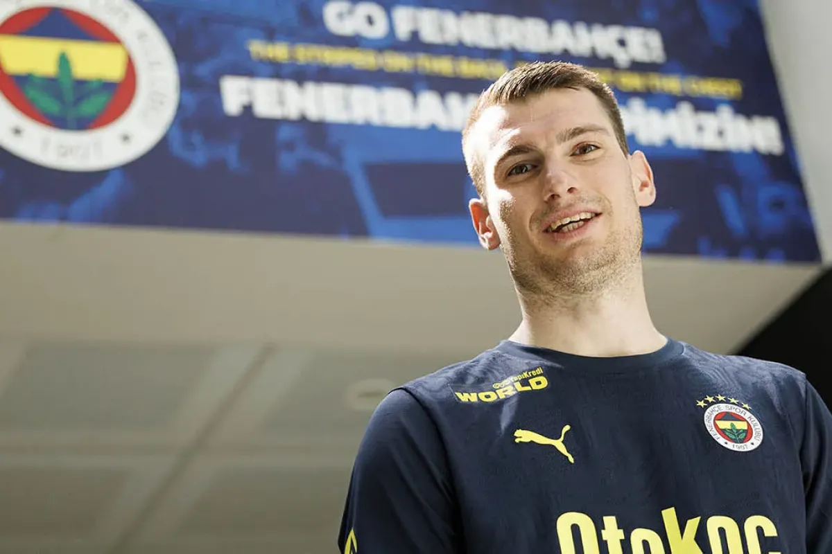 Dominik Livakovic Krizde! Girona’da Forma Bulamadı, Fenerbahçe’ye Geri Dönüş Sinyali
