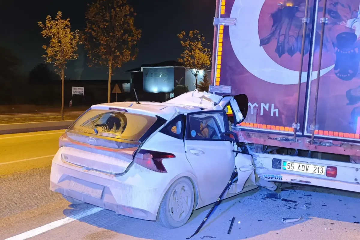 Park hâlindeki tıra ok gibi saplandı