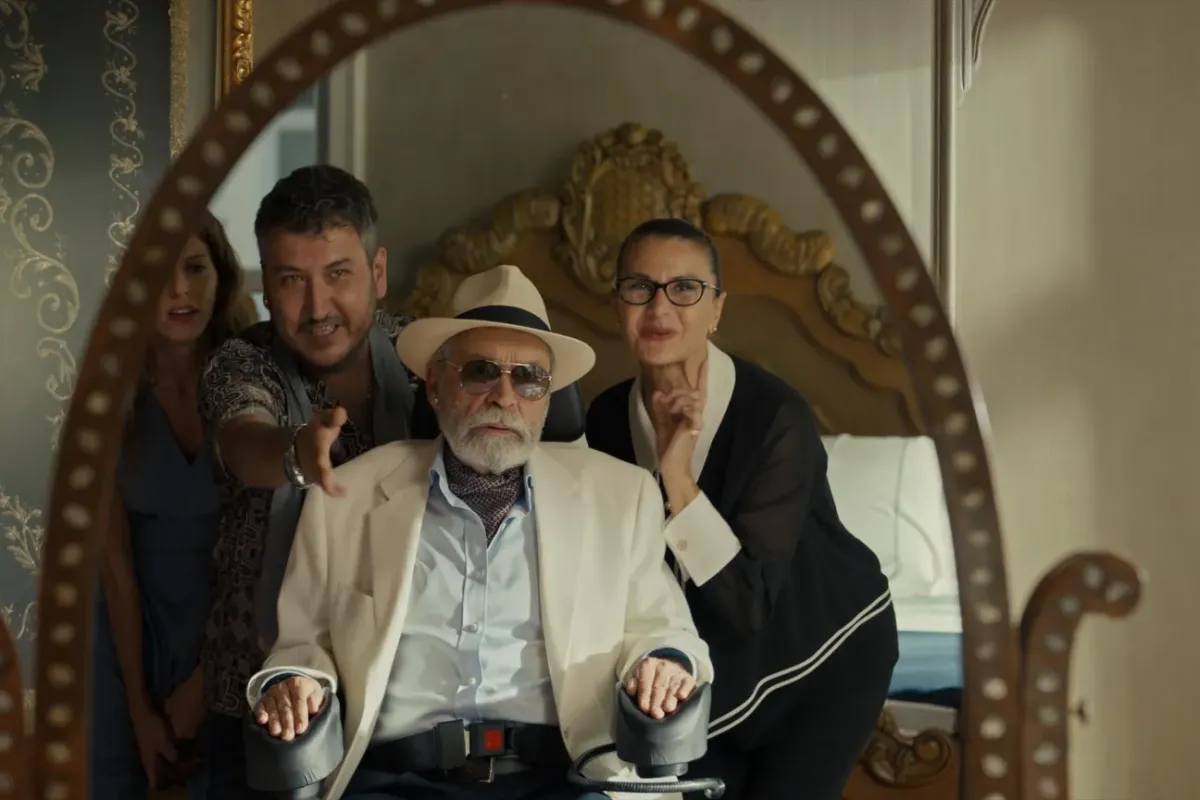 Haluk Bilginer ve Feyyaz Yiğit’li “Yan Yana” Vizyona Girdi