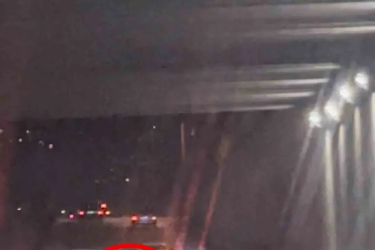 Bursa’da trafikte makas atan ve tehlikeli şerit değiştiren araçlar kamerada