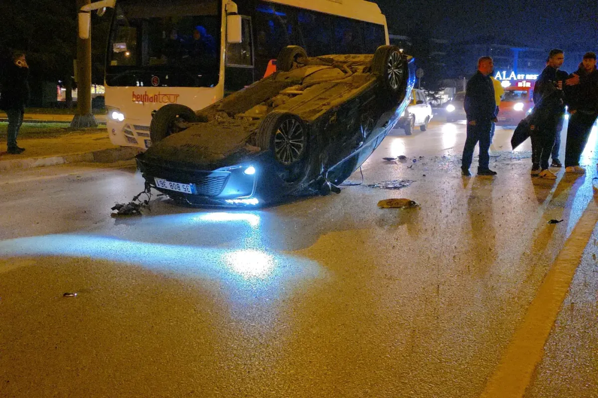 Yol Ortasında Takla Attı Vatandaş Seferber Oldu