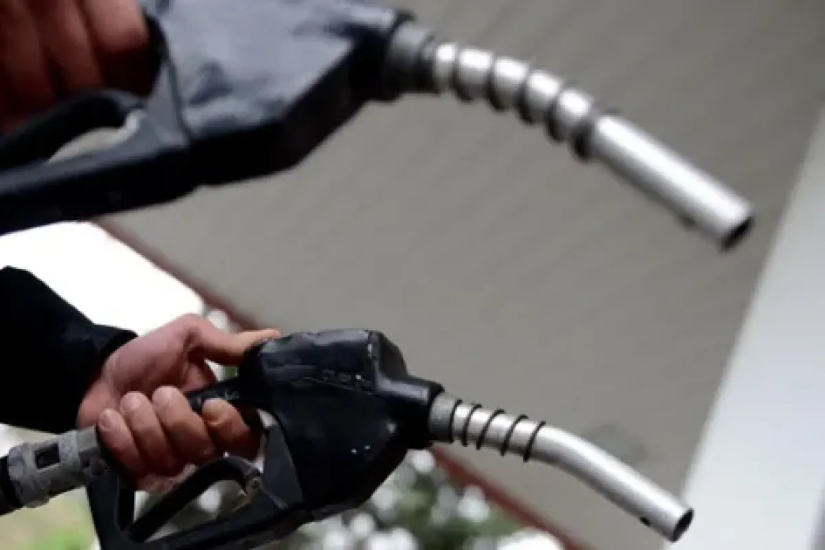 Akaryakıta çifte zam geliyor!