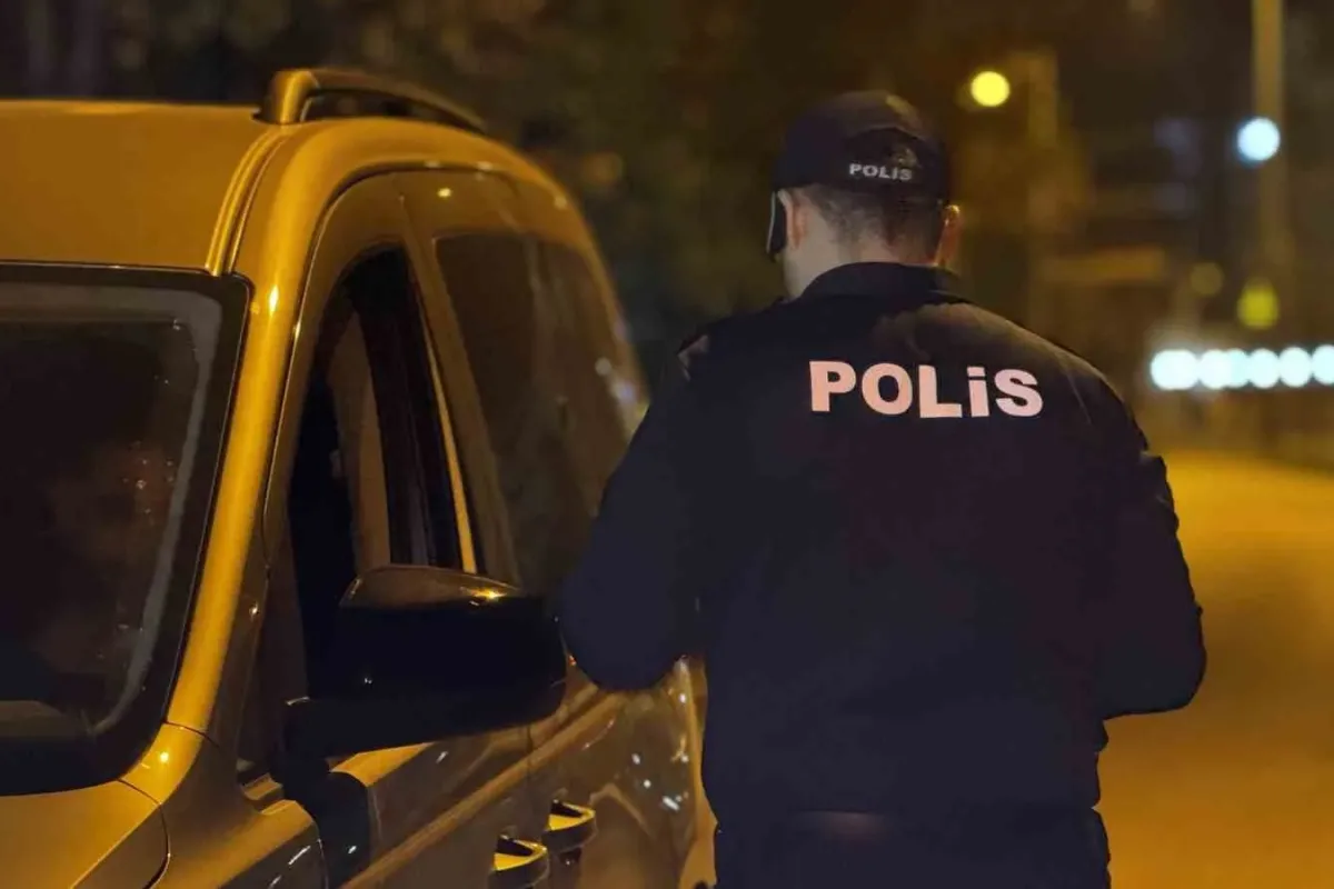 Bursa’da polis ve gece kartalları alkollü şahıslara geçit vermedi