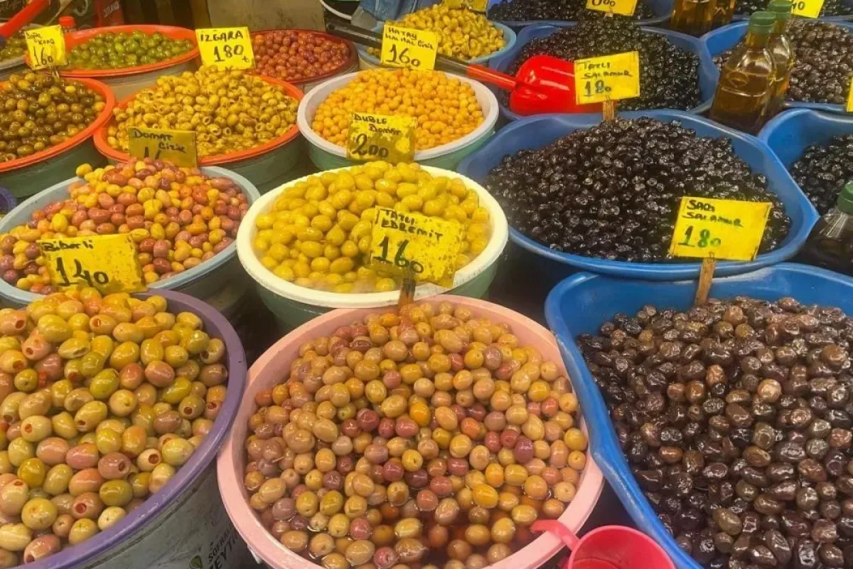 Sofralık zeytin alırken nelere dikkat etmeli? Uzmandan kritik uyarılar