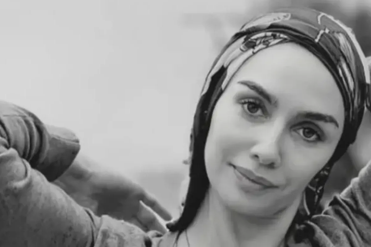 Birce Akalay Gece Uygulamasında Yakalandı: Ehliyeti Kaptırdı