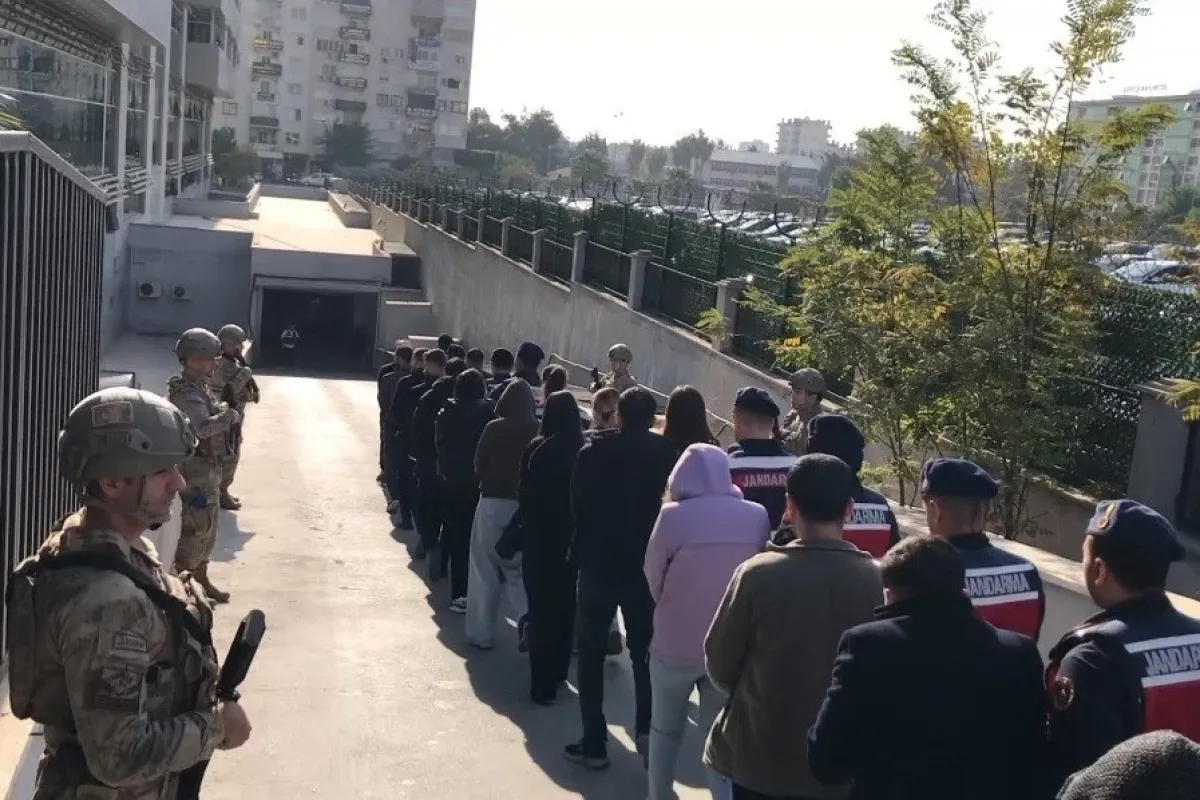 Mersin’deki kara para aklama ve yasadışı bahis operasyonu:4’ü hakem 32 şüpheli tutuklandı