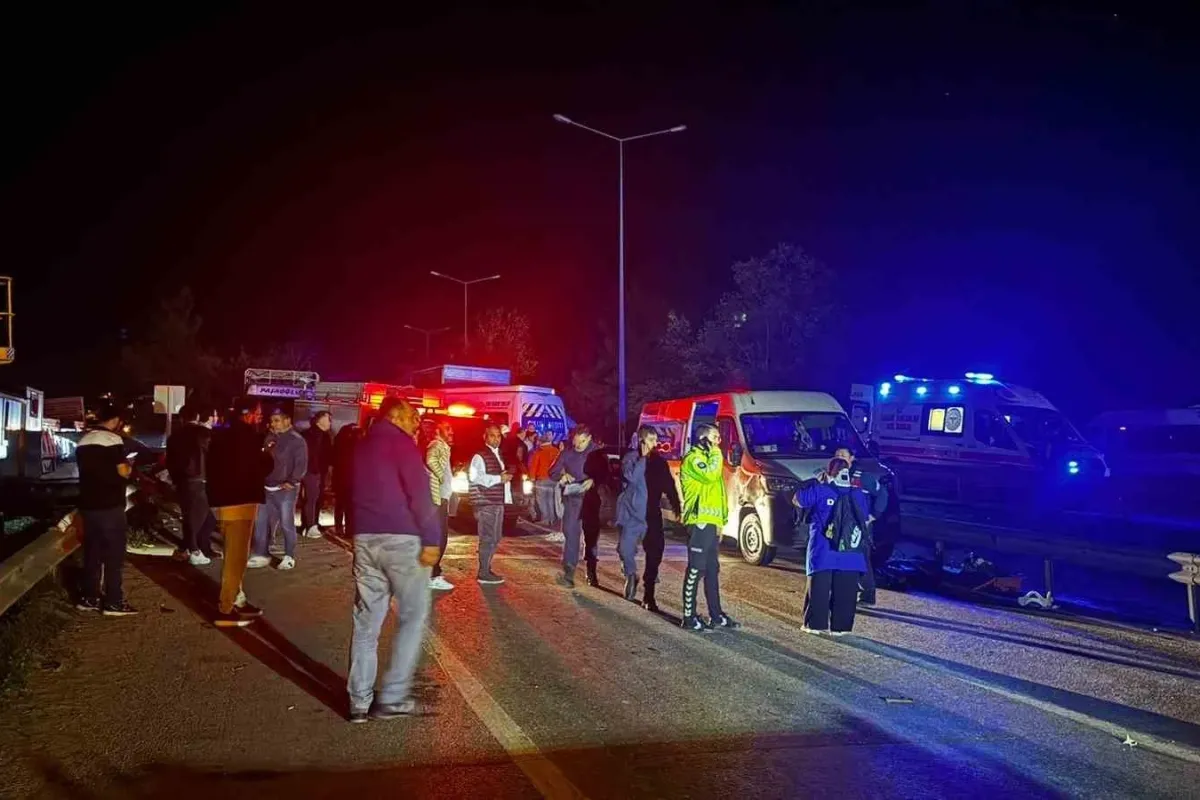 Bursa Yalova Karayolu’nde zincirleme kaza: 1 ölü, 13 yaralı