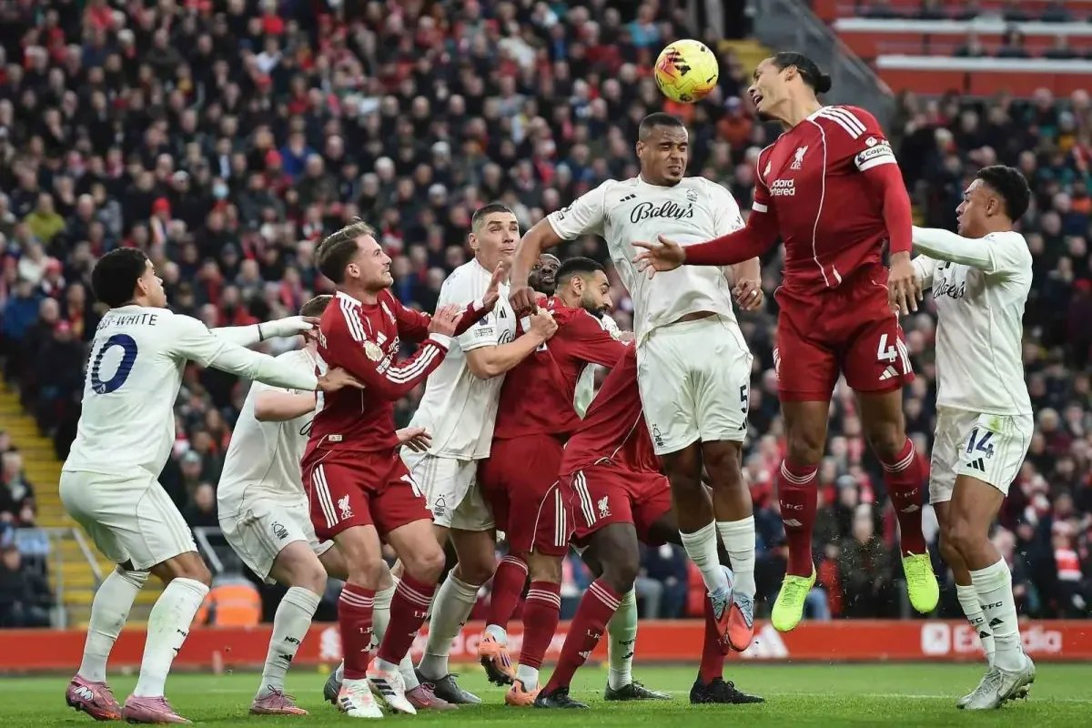 Liverpool, Anfield’da Nottingham Forest’a 3-0 yenildi