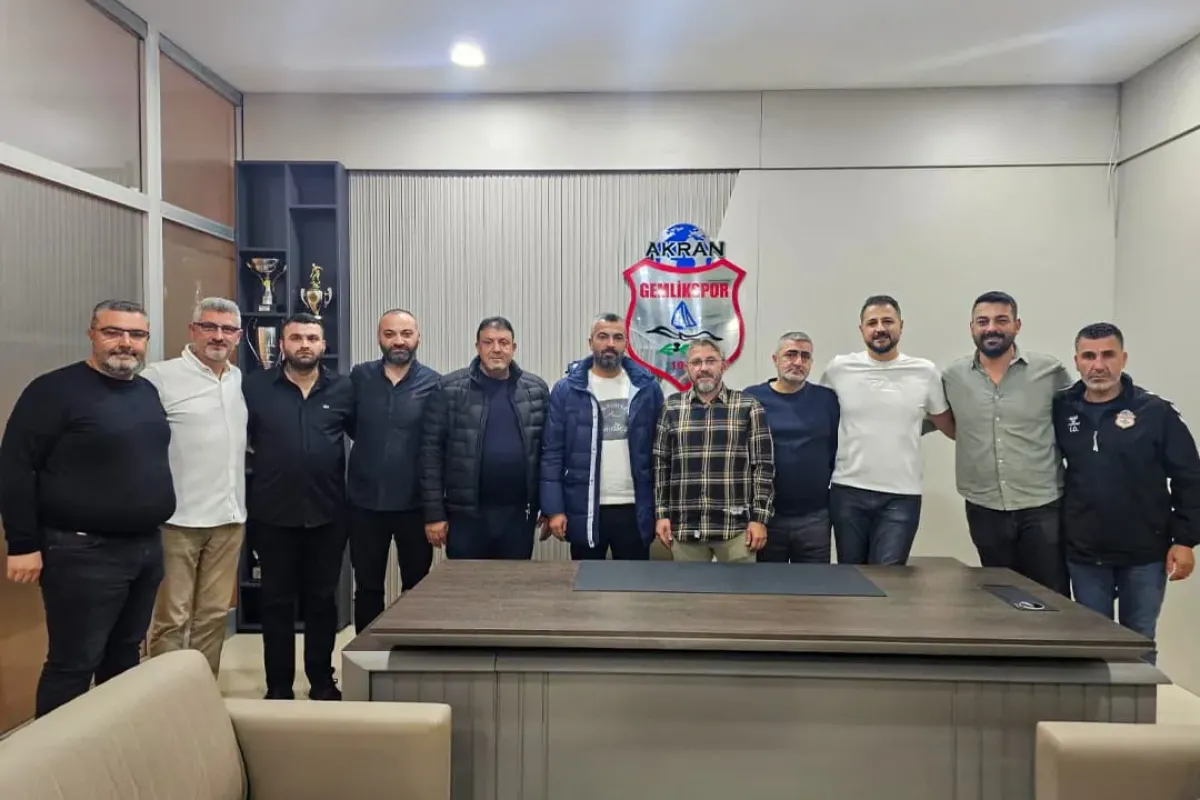 Akran Gemlikspor’da teknik direktör Serkan Polat istifa etti