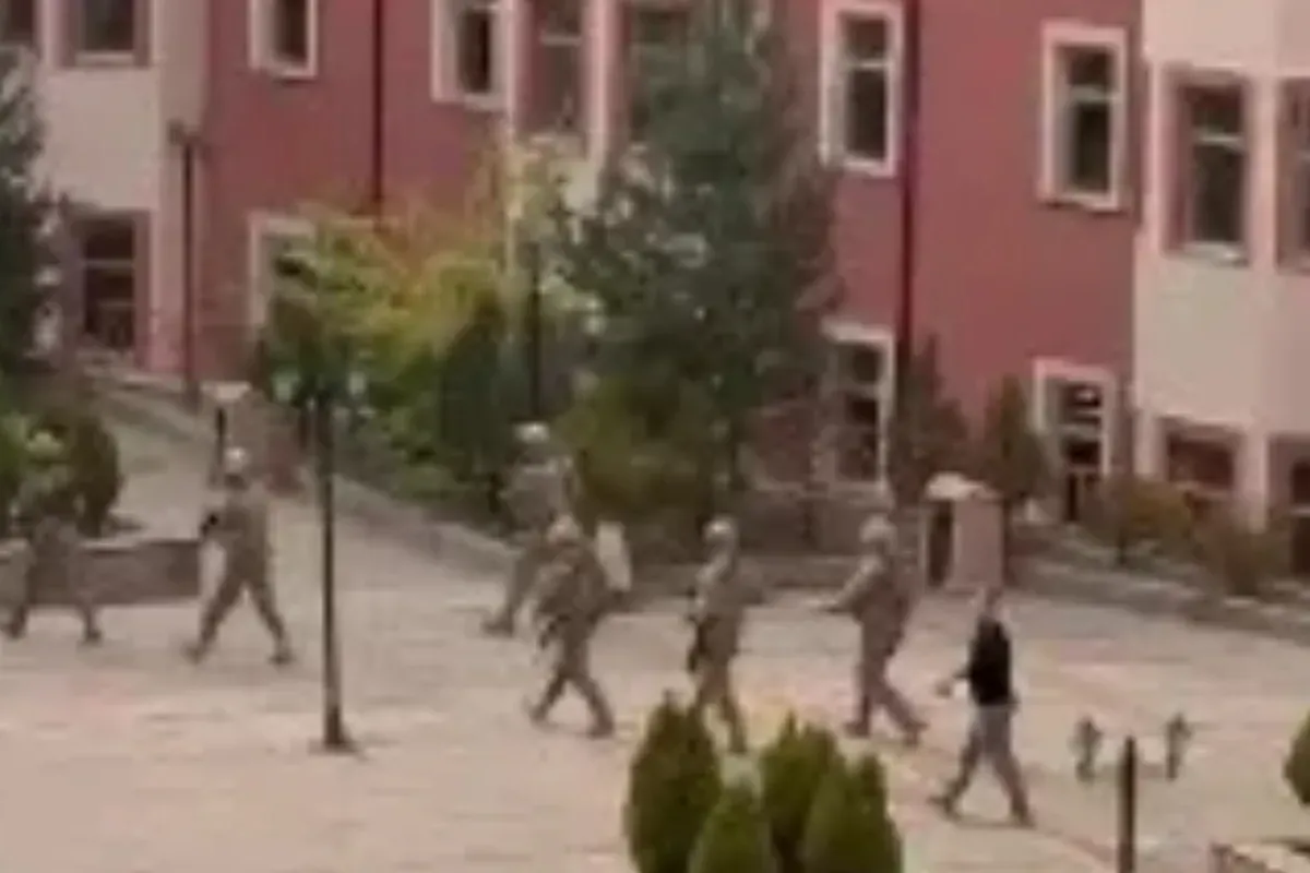 Gümüşhane Üniversitesinde silahlı rehine krizi!