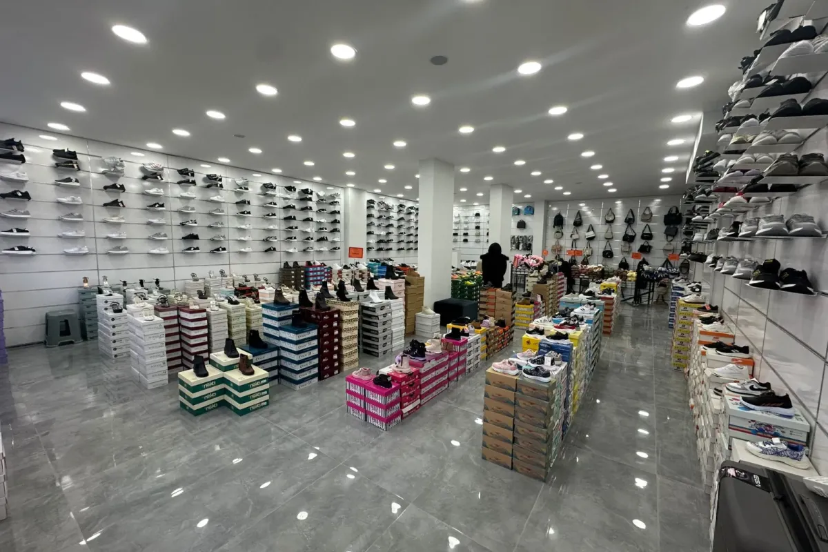 Fark Shoes Ayakkabı İnegöl Yeniceköy’de 2. şubesini açtı