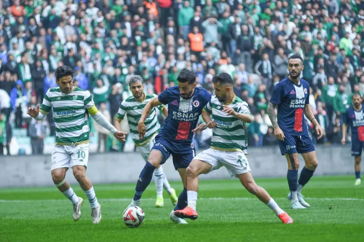 TFF 2. Lig: Bursaspor: 3 - Fethiyespor: 0