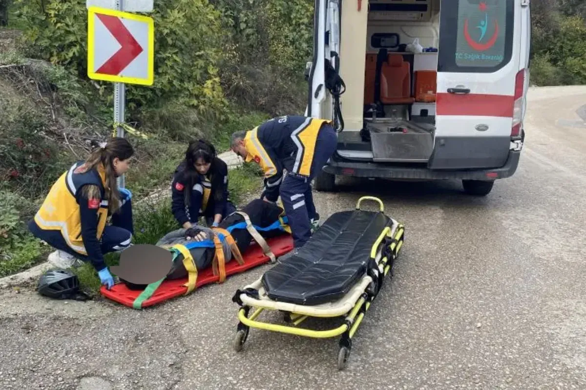 Feci şekilde düşen genç ağır yaralandı