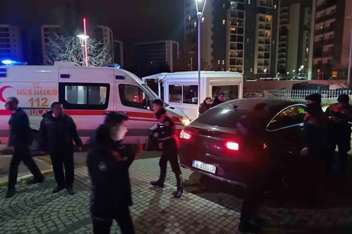 Lüks Araçla Siteye Girip “Kendimi Vurdum” Dedi