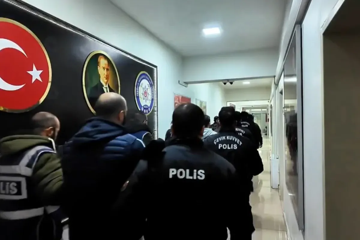 Bingöl merkezli terör operasyonunda 12 gözaltı