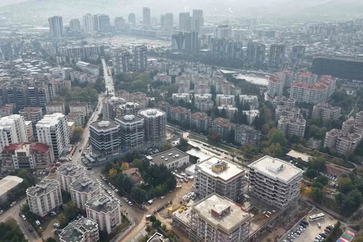 Faizler yükselince, yatırımcı altın ve dövize kaçtı