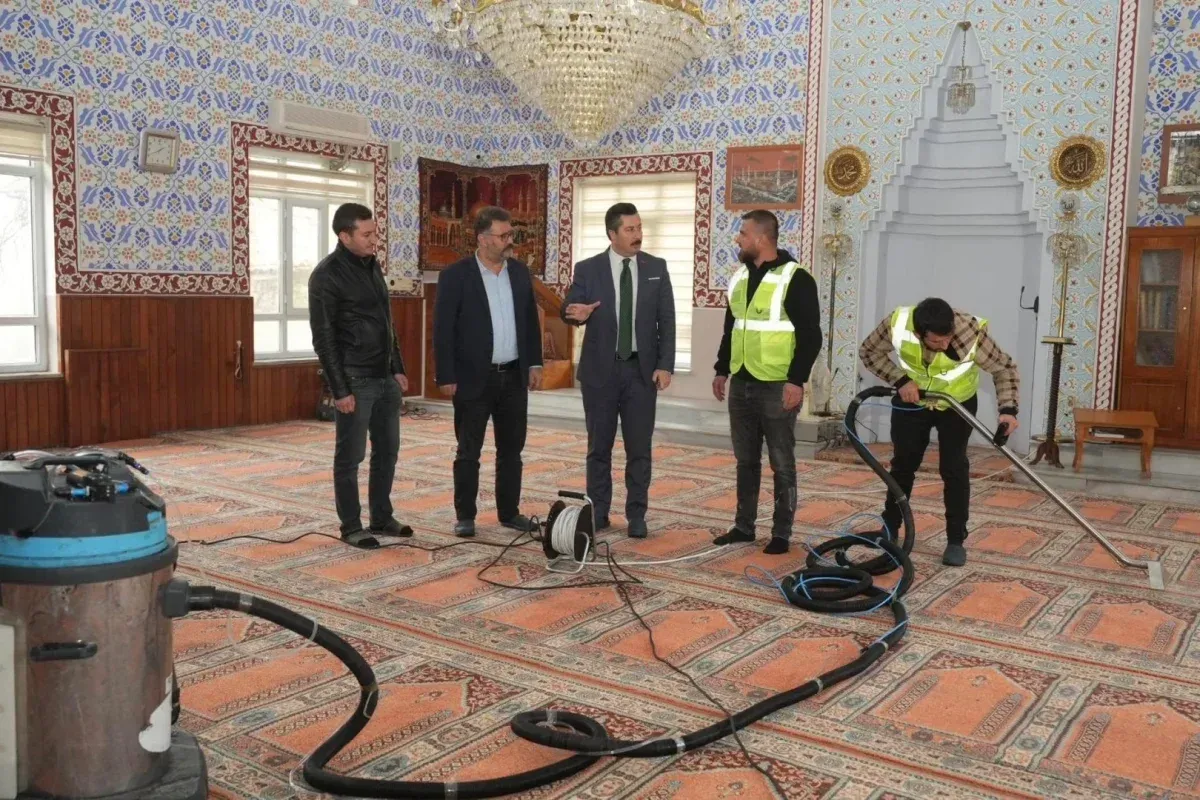 Bursa Yenişehir’de Camiler Üç Aylara Hazırlanıyor