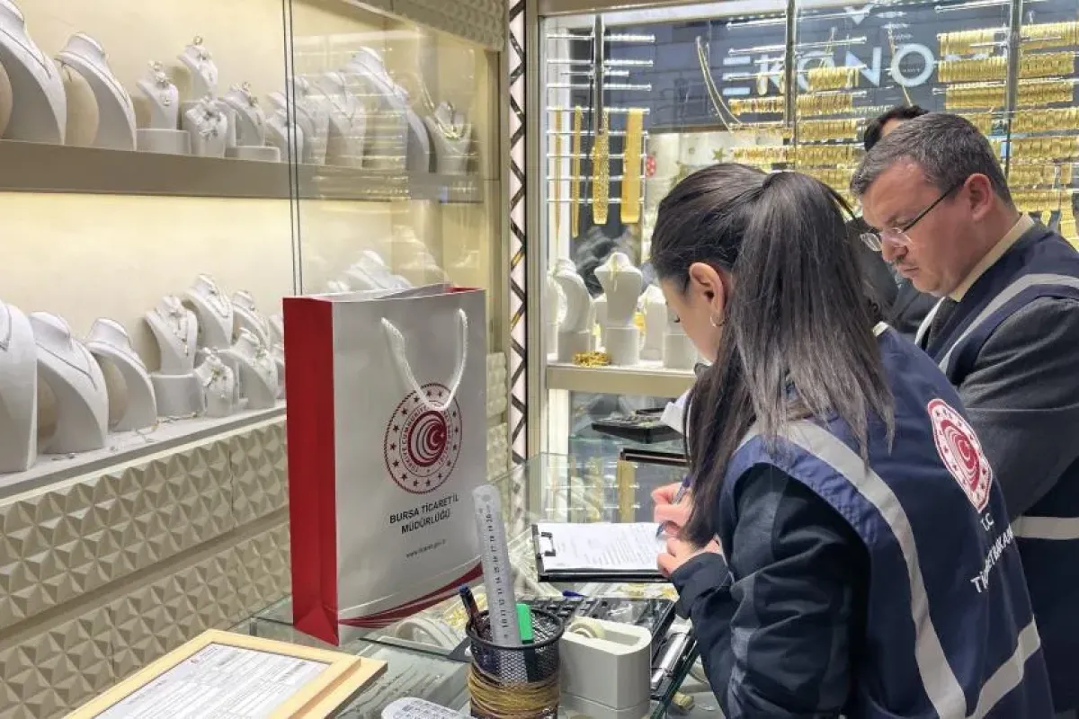Bursa’da kuyumcu ve emlakçılara milyonluk cezalar!