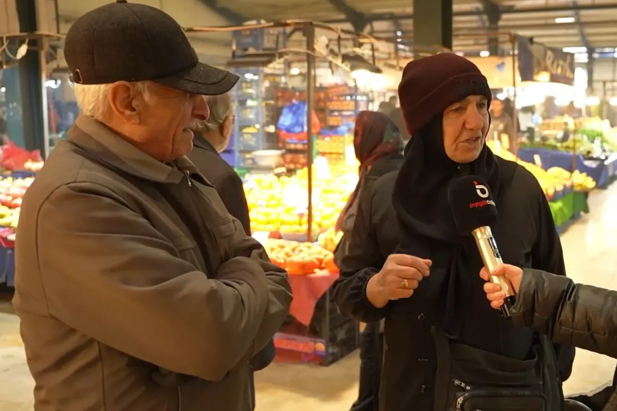 Perşembe pazarında fiyatlar vatandaşı ikiye böldü