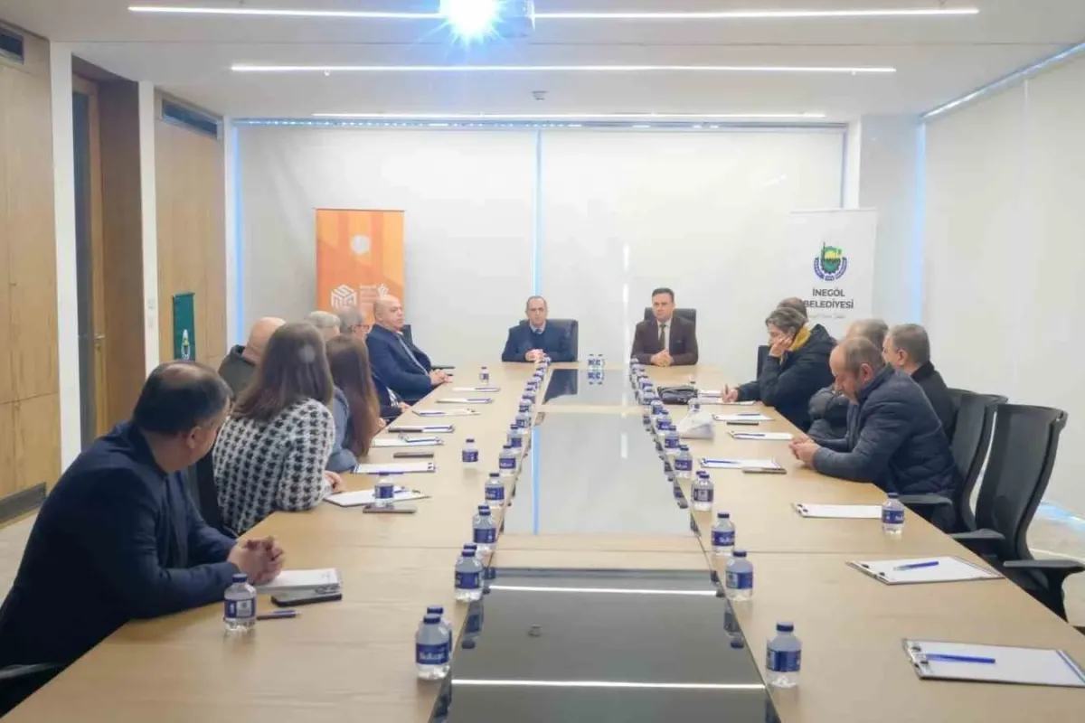 İnegöl’de öğretmenlere mobilya atık yönetimi eğitimi verildi