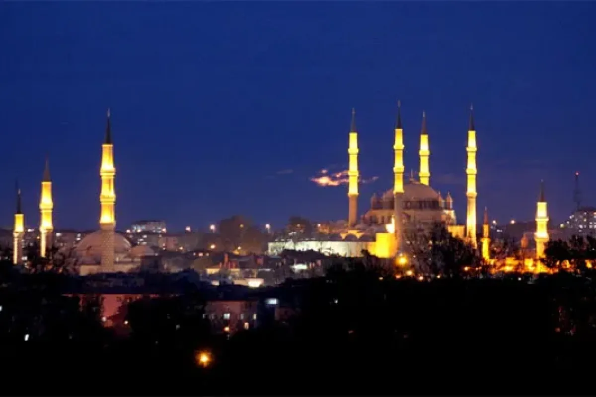 Regaip Kandili ne zaman? 2025-2026 Diyanet takvimi