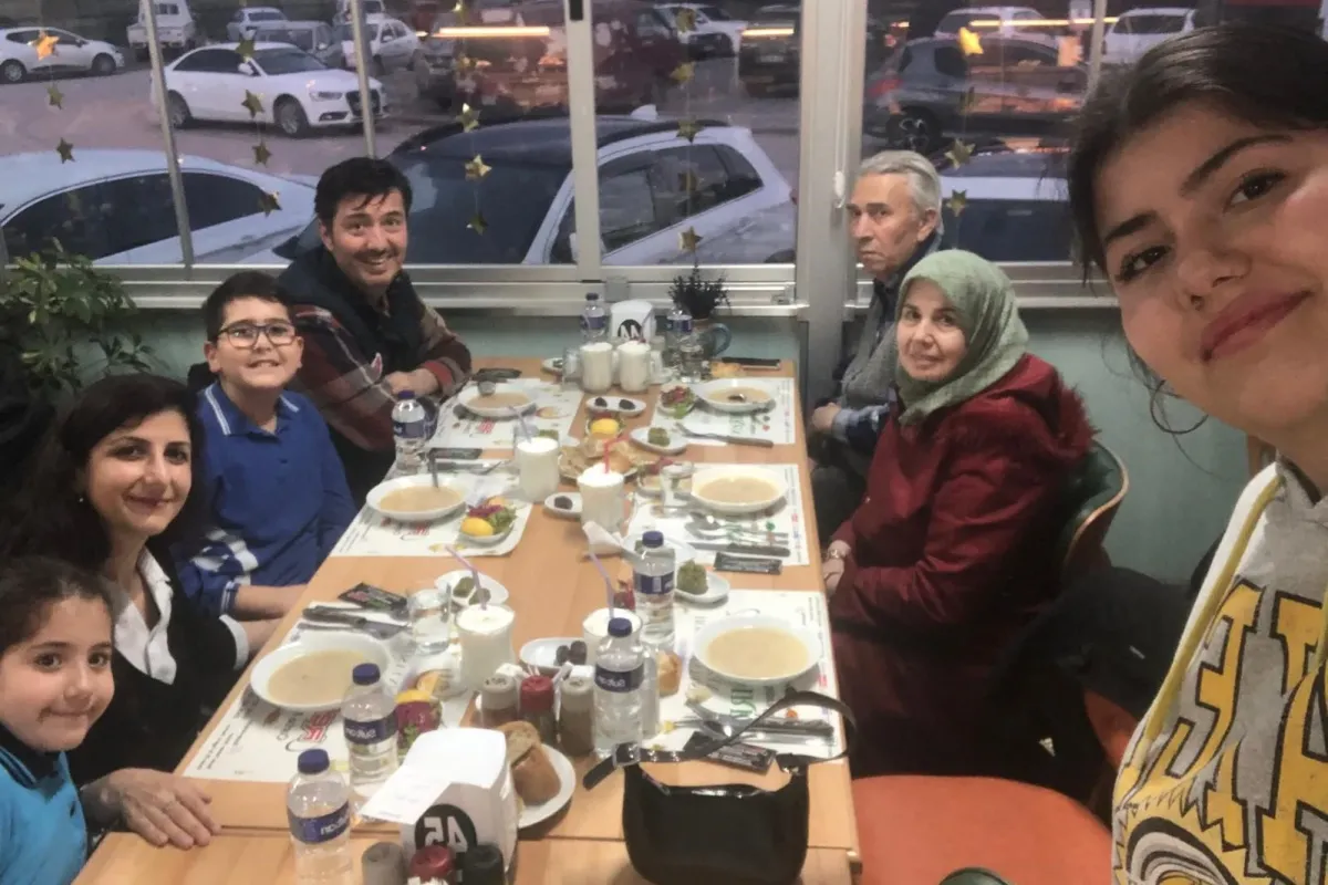Annesinin hayali 3 kişiye umut oldu