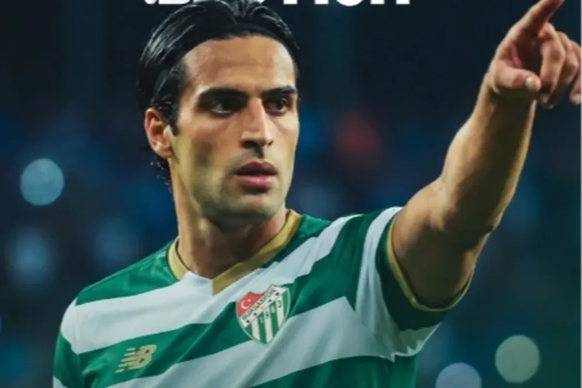 Bursaspor, genç forvet Baran Başyiğit ile sözleşme imzaladı