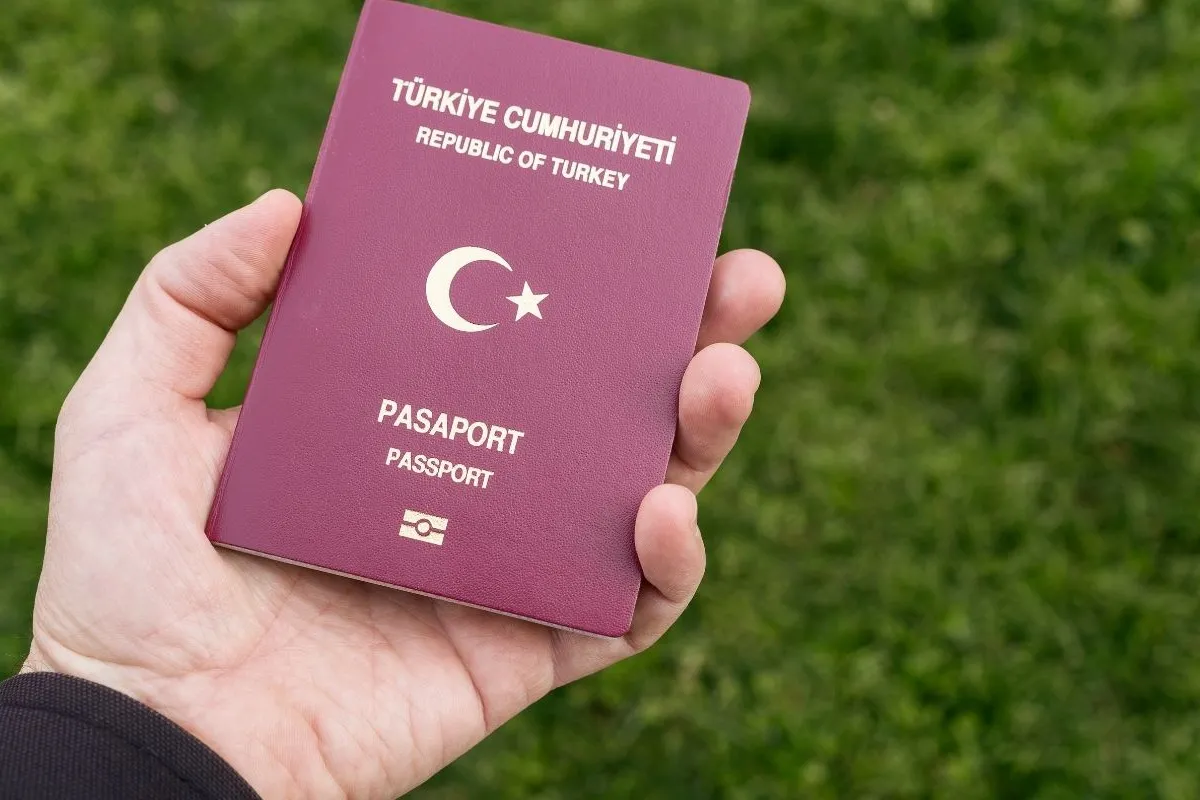 Pasaport damgalama dönemi tarih oluyor!