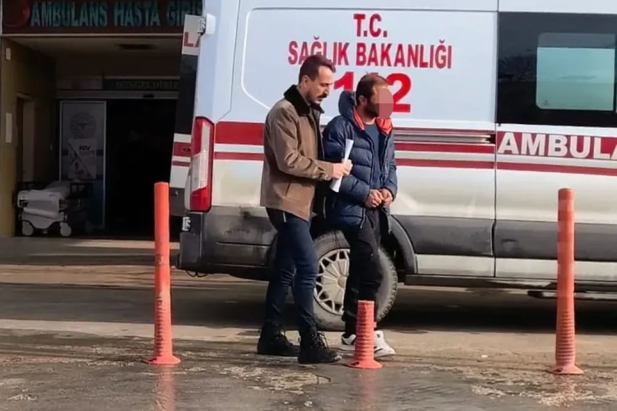 Küfür eden arkadaşını dizinden vurdu, saklandığı evde yakalandı