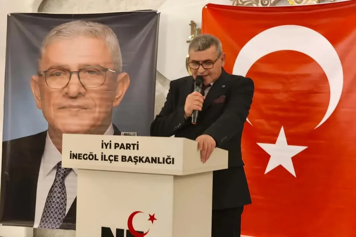 İYİ Parti İnegöl İlçe Başkanı Recep Bayrak’tan yeni yıl mesajı