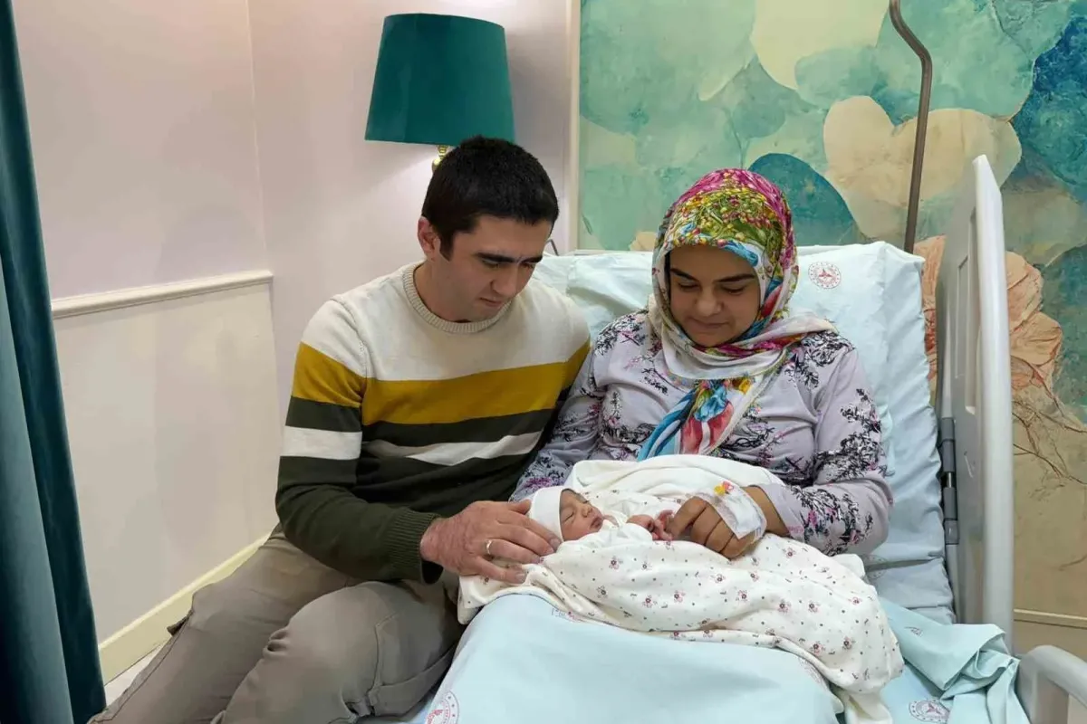 Tunceli’de 2026 yılının ilk bebeği Sahra dünyaya geldi