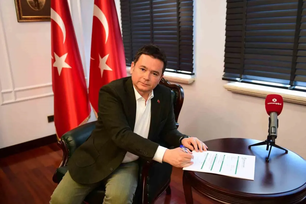 Osmangazi Belediye Başkanı Erkan Aydın, Bursaspor Vakfı Mütevelli Heyeti’ne katıldı