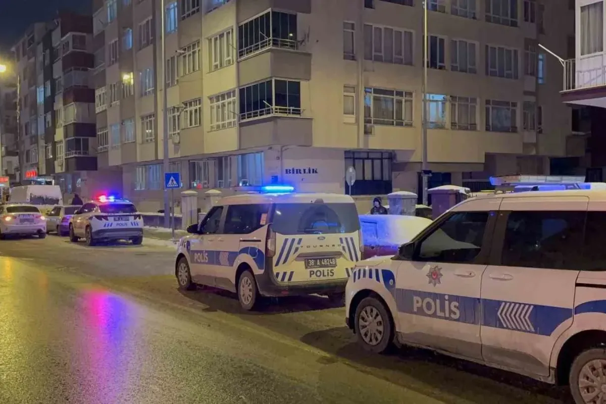 Kayseri Kocasinan’da bıçaklı kavga: 1 kişi hayatını kaybetti