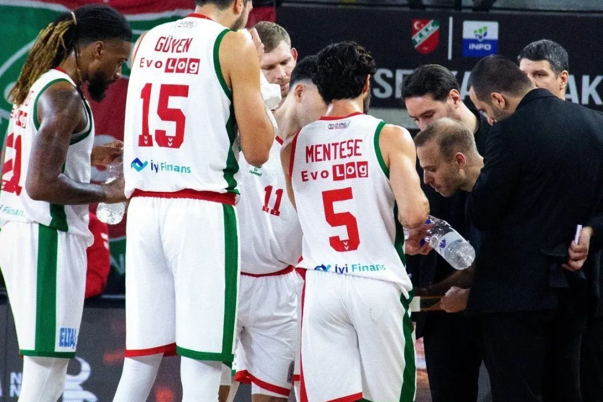 Karşıyaka Basketbol, üçüncü galibiyetini aldı