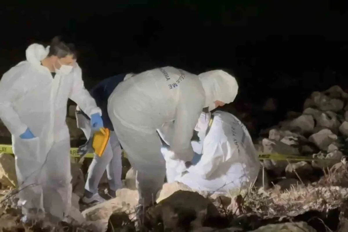 Elif Kumal’ın cansız bedeni 8 metre derinlikteki aracının içinde bulundu